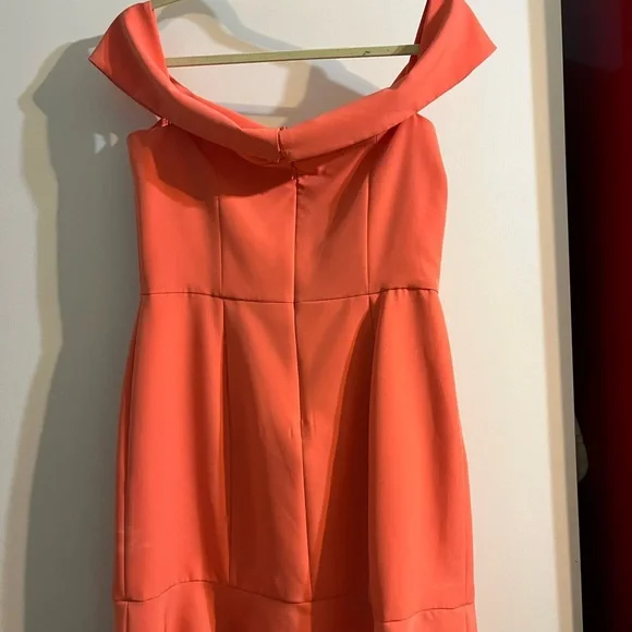 Gianni Bini tangerine dress size 8. - Picture 4 of 7